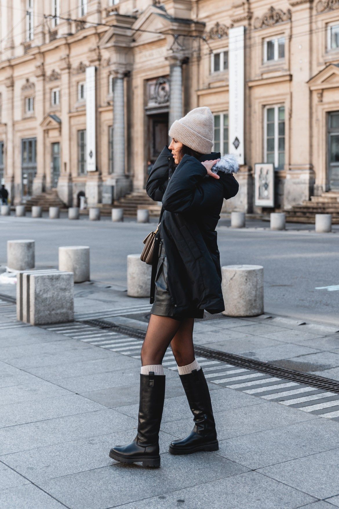 Jupe en Hiver : Mission Impossible ou Réalité ? (Mon Défi 30 Jours)