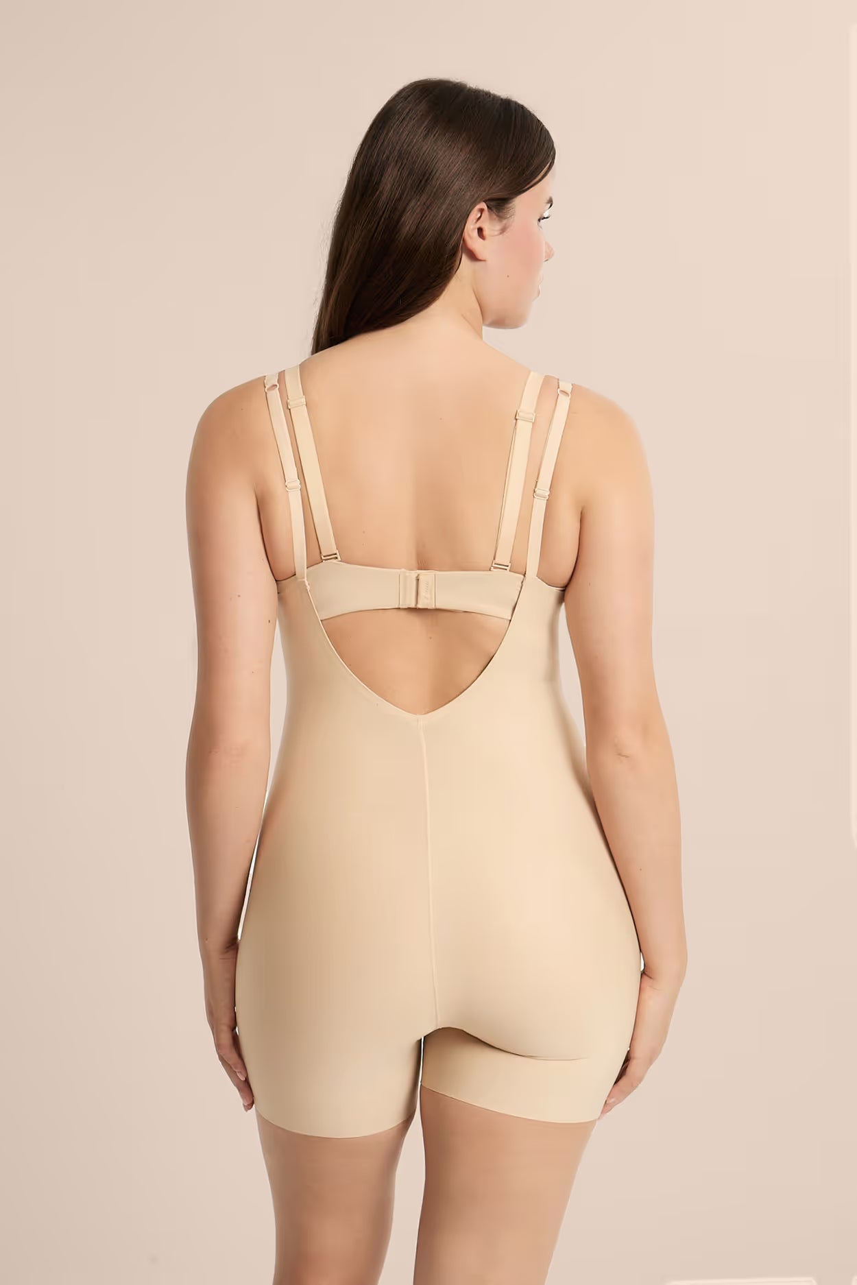 Combinaison gainante femme invisible
