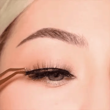 GIF_faux_cils_magnetique_etape_2.webp