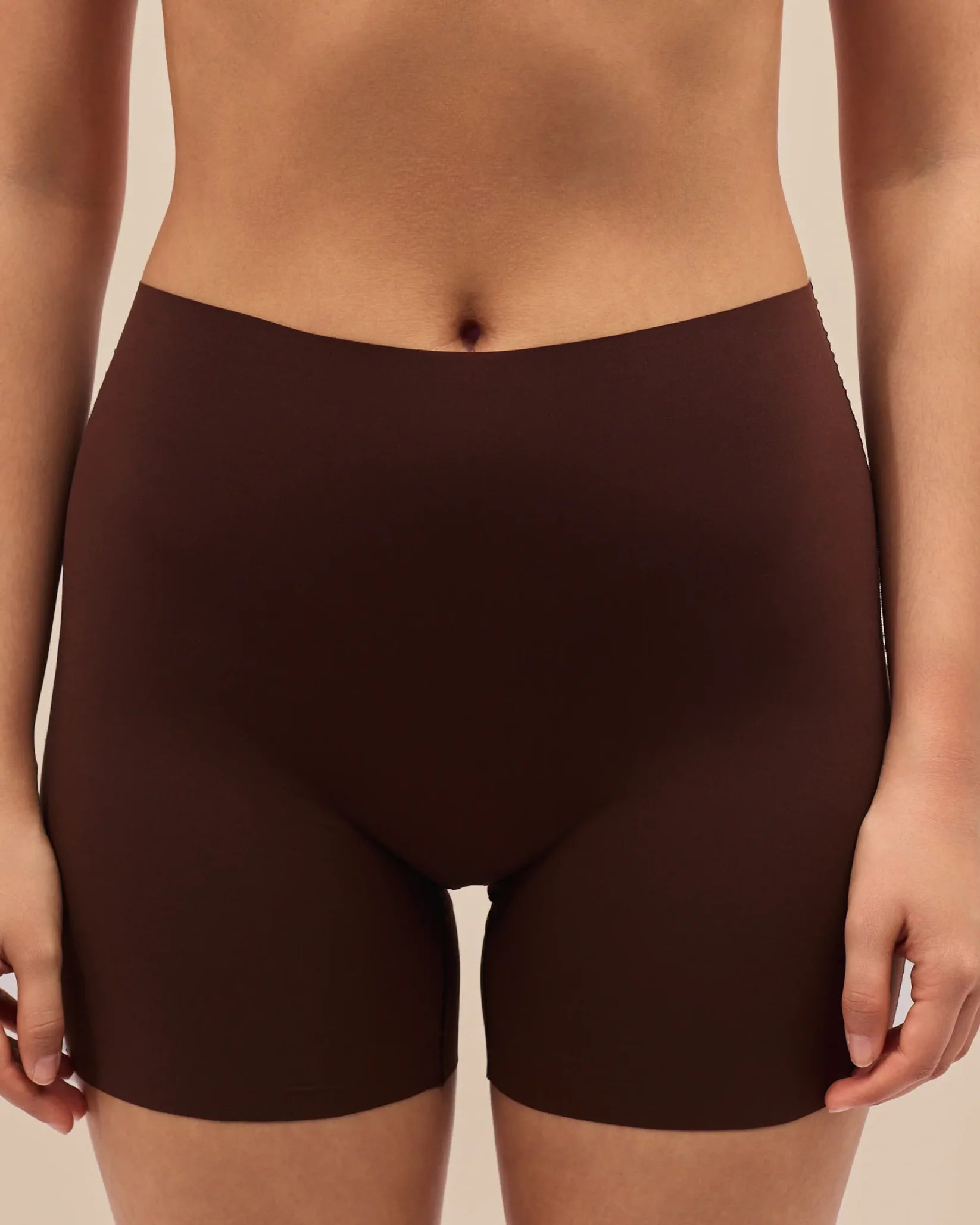 Short Invisible Sous Robe Anti-Frottement