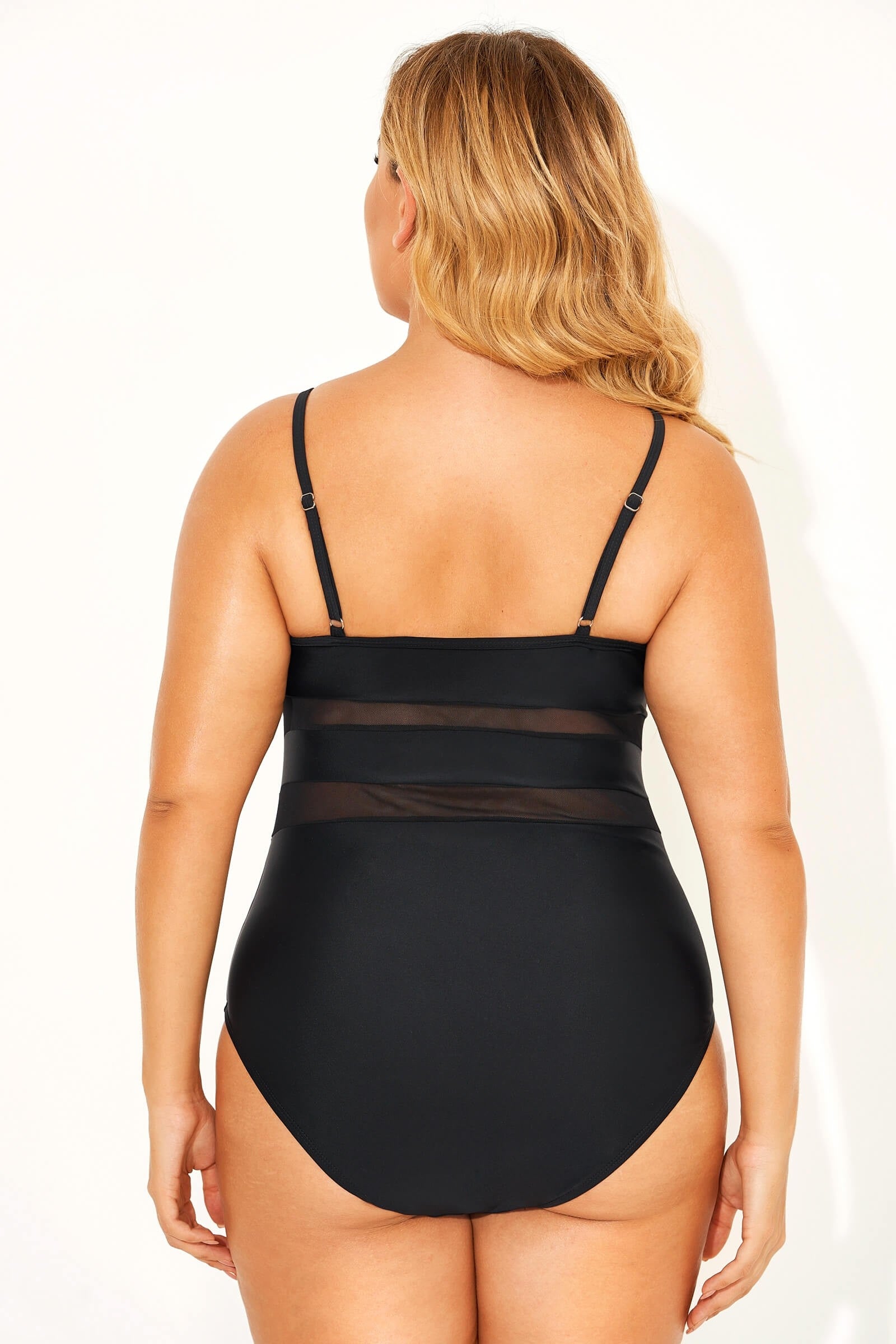 Maillot de bain une pièce liftant