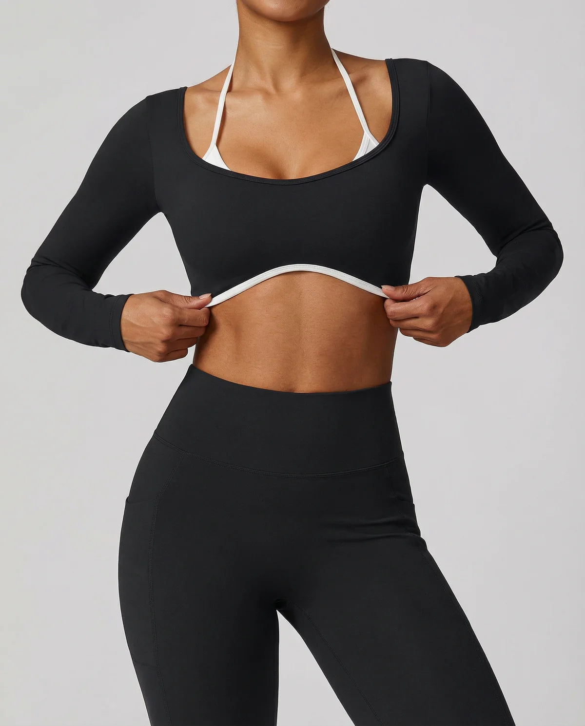 ensemble yoga airlift Twins 1