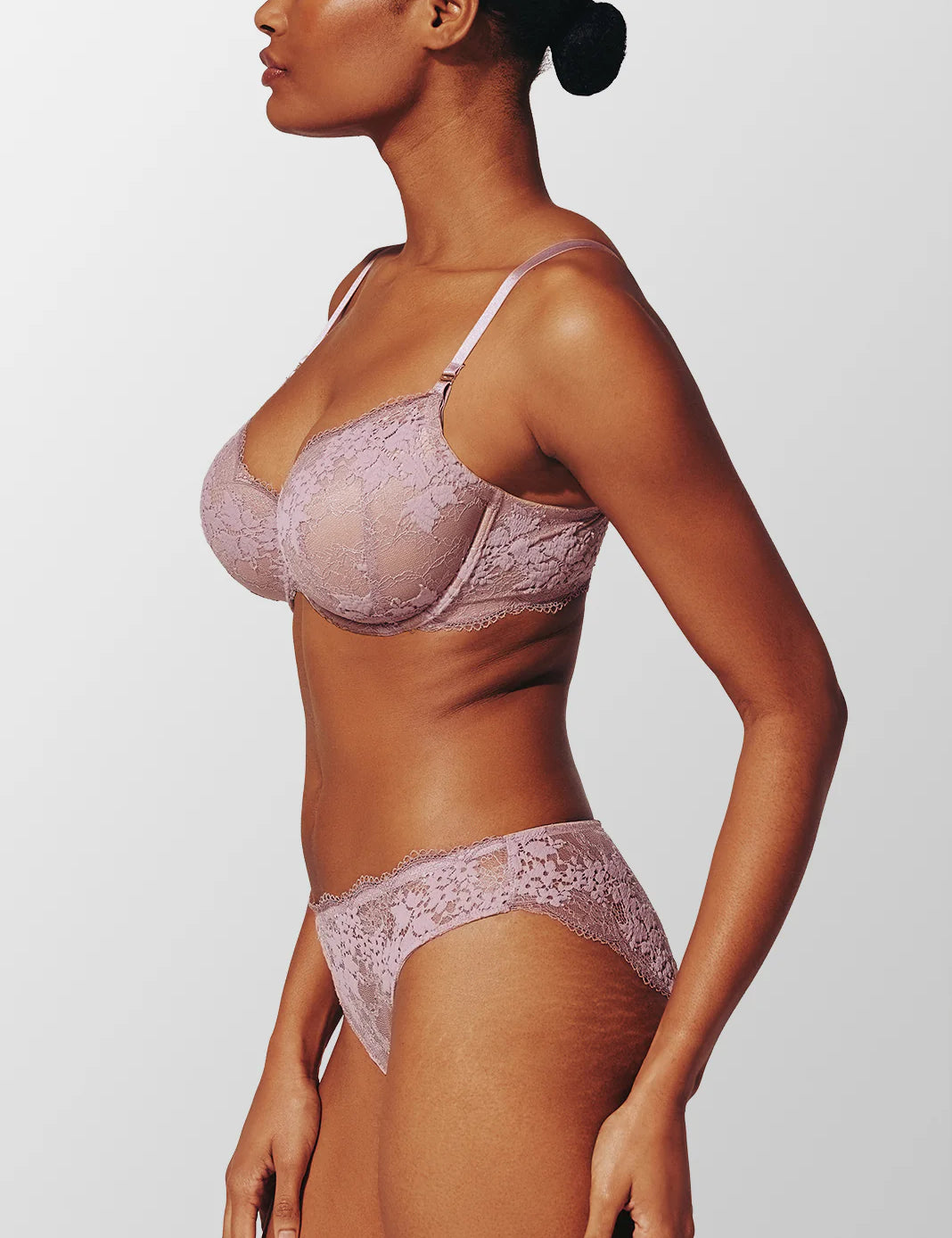 soutien_gorge_dentelle-violet-cote